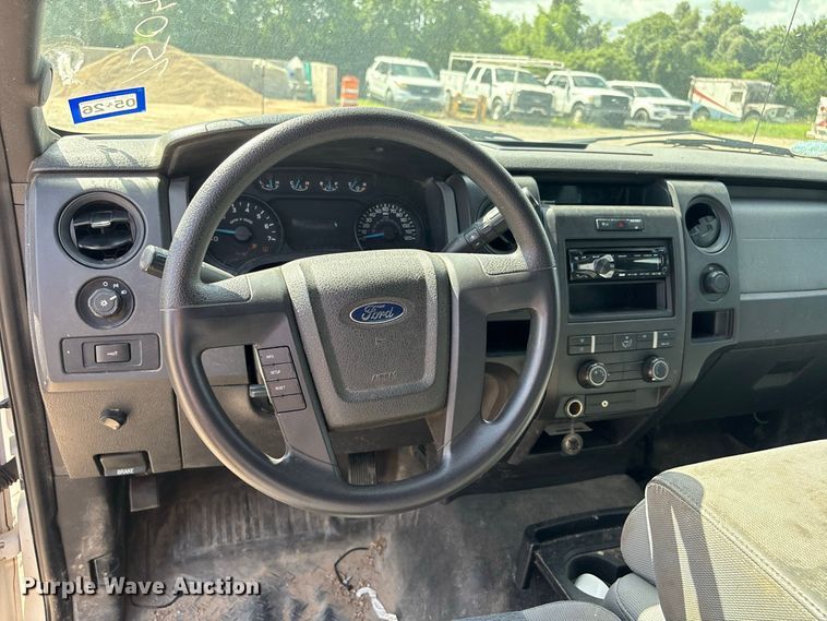 image for item EU0840 2013 Ford F150 Ext. Cab pickup truck