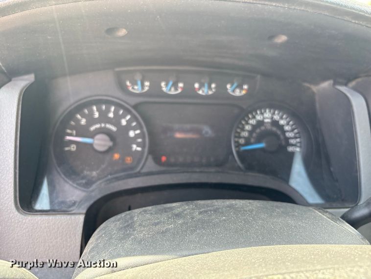image for item EU0840 2013 Ford F150 Ext. Cab pickup truck