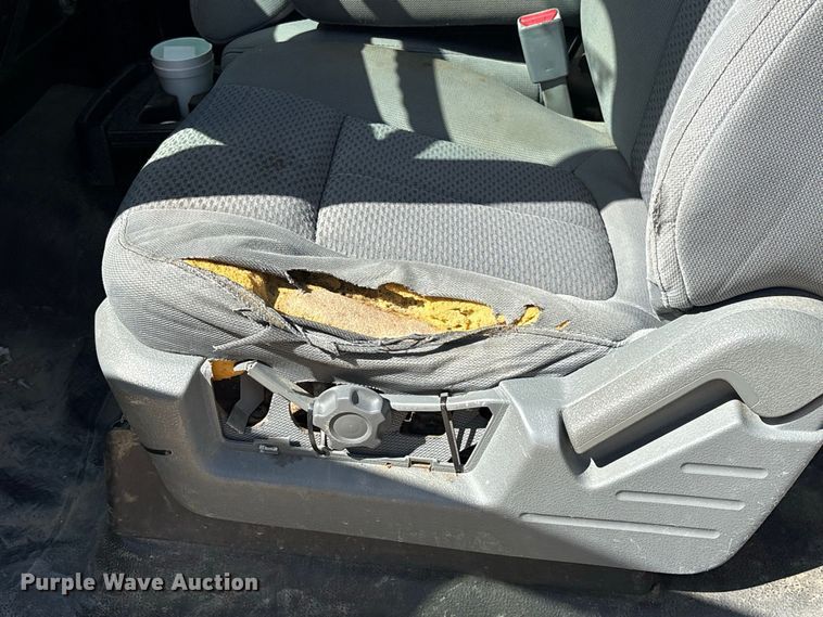 image for item EU0840 2013 Ford F150 Ext. Cab pickup truck