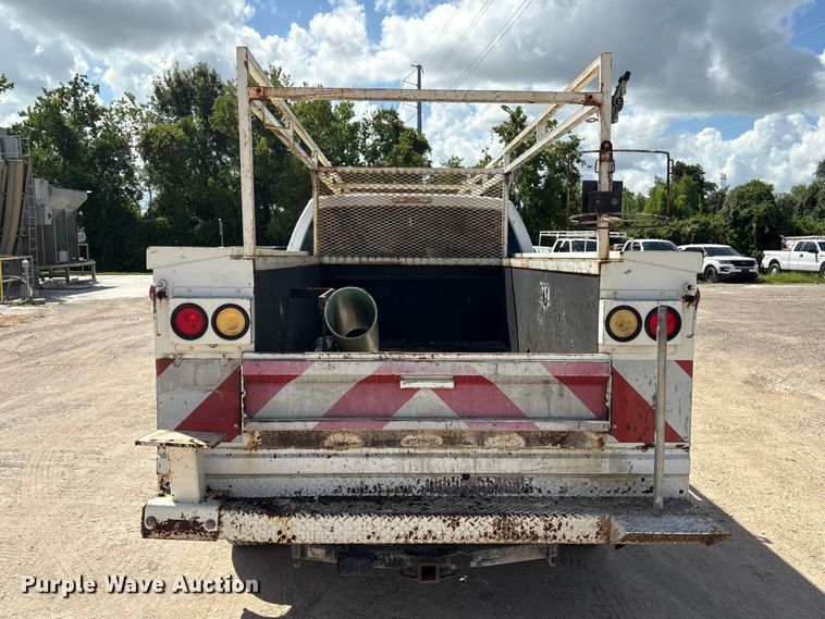 image for item EU0841 2014 Ford F250 Super Duty Crew Cab utility bed pickup truck