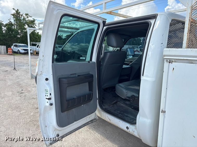 image for item EU0841 2014 Ford F250 Super Duty Crew Cab utility bed pickup truck