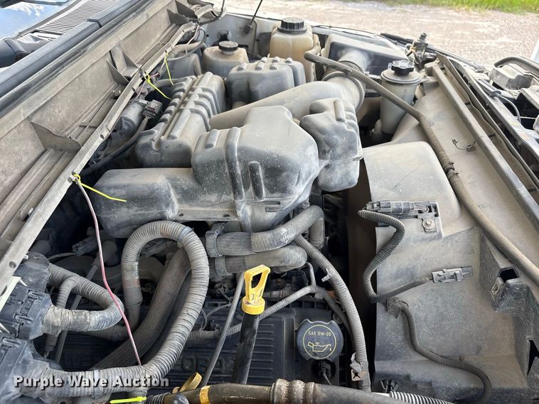 image for item EU0841 2014 Ford F250 Super Duty Crew Cab utility bed pickup truck