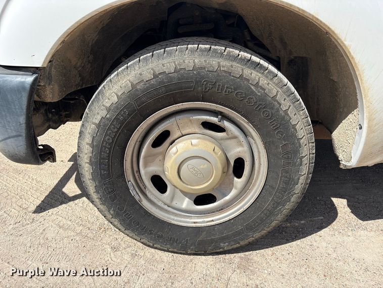 image for item EU0841 2014 Ford F250 Super Duty Crew Cab utility bed pickup truck