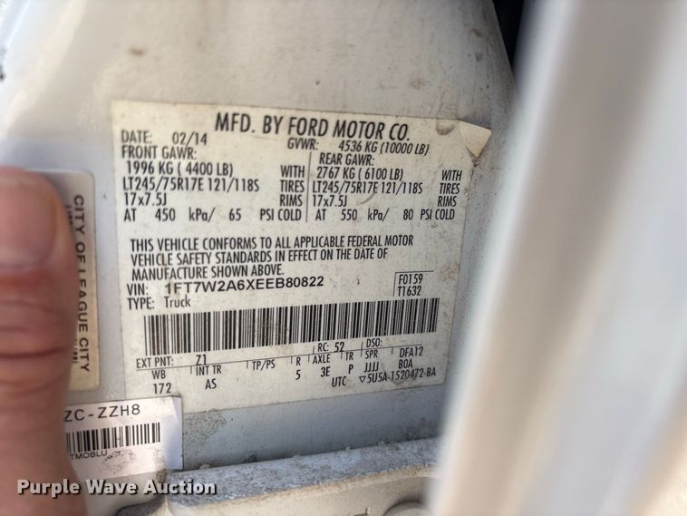 image for item EU0841 2014 Ford F250 Super Duty Crew Cab utility bed pickup truck