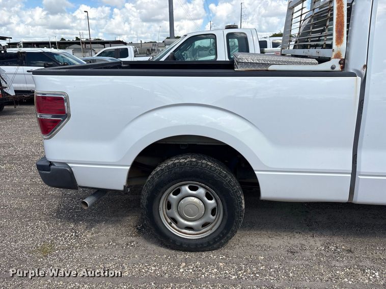 image for item EU0842 2014 Ford F150 Ext. Cab pickup truck
