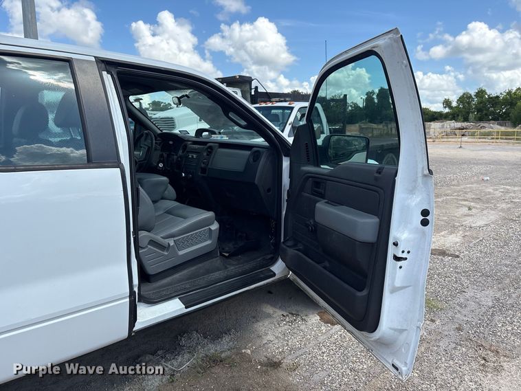image for item EU0842 2014 Ford F150 Ext. Cab pickup truck