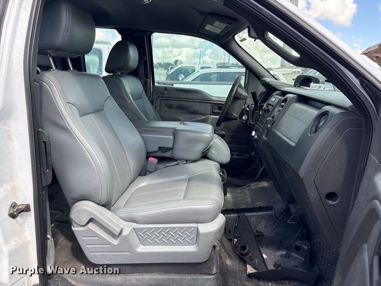 image for item EU0842 2014 Ford F150 Ext. Cab pickup truck