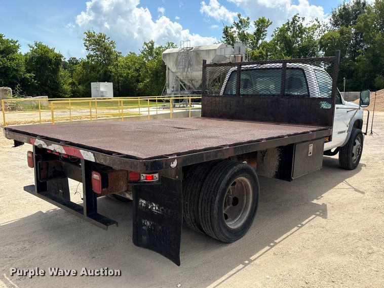 image for item EU0843 1998 Chevrolet C3500 flatbed truck