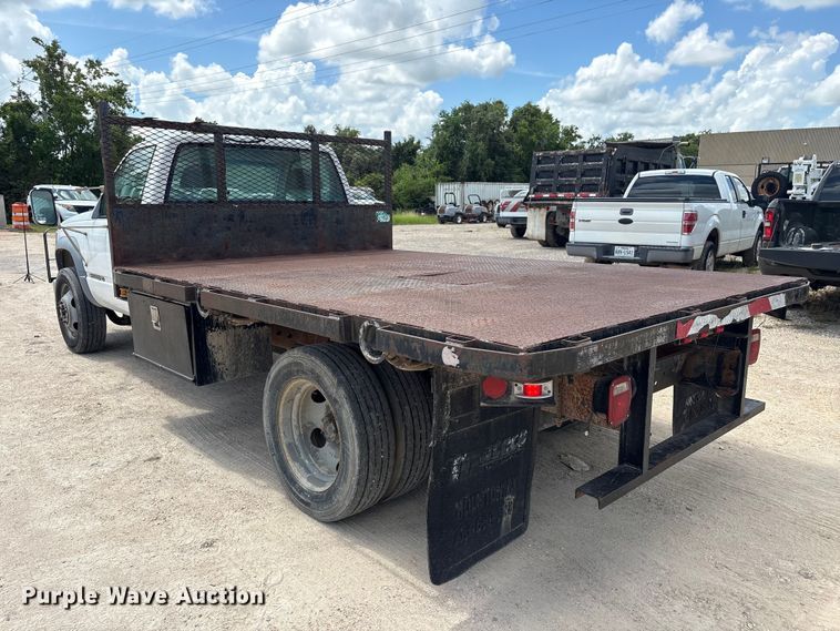 image for item EU0843 1998 Chevrolet C3500 flatbed truck