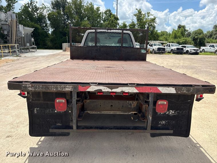 image for item EU0843 1998 Chevrolet C3500 flatbed truck