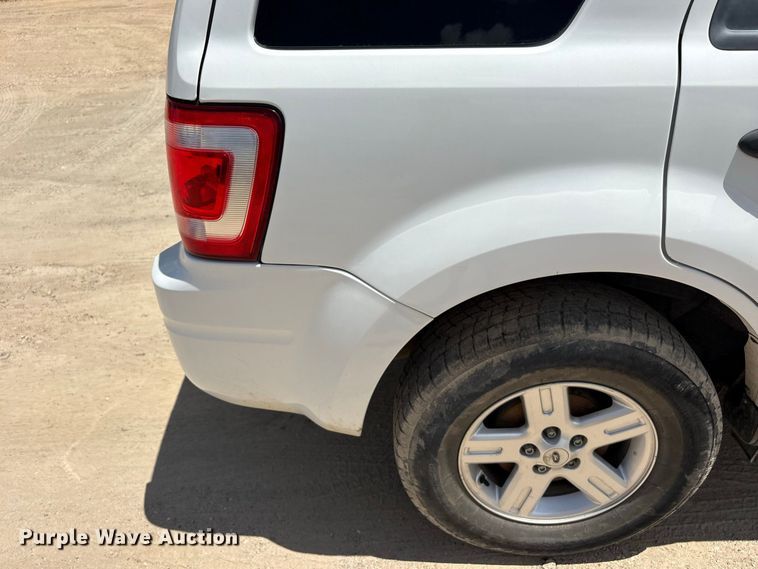 image for item EU0846 2010 Ford Escape SUV