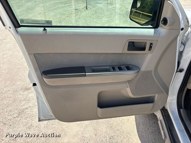 image for item EU0846 2010 Ford Escape SUV