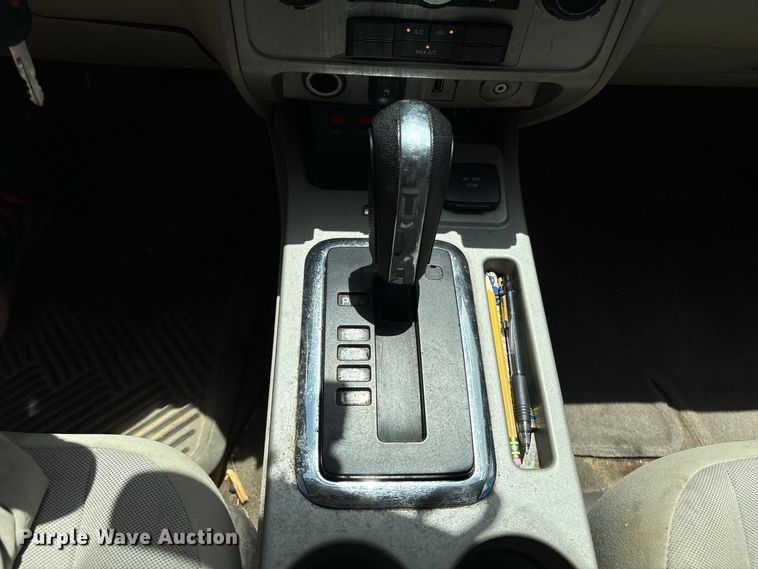 image for item EU0846 2010 Ford Escape SUV