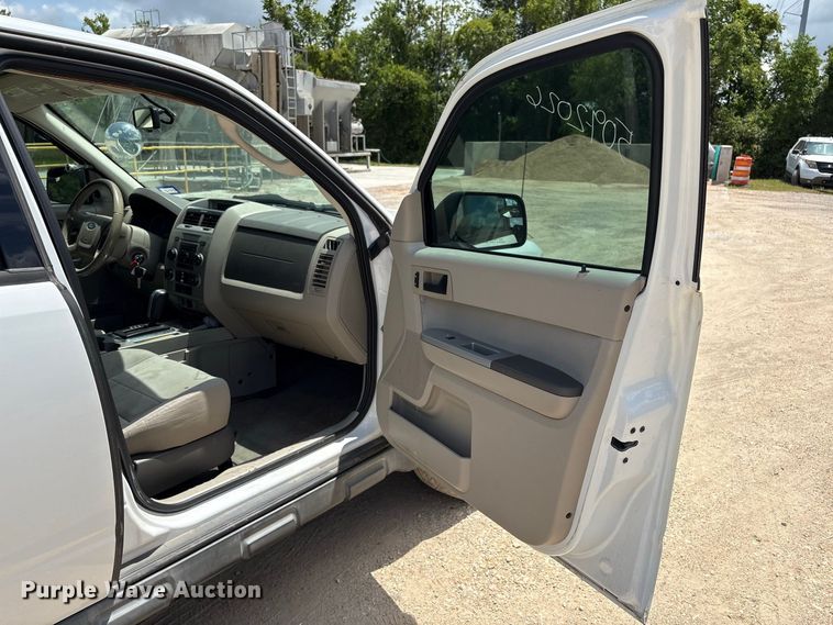image for item EU0846 2010 Ford Escape SUV