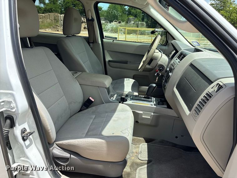 image for item EU0846 2010 Ford Escape SUV