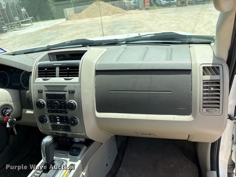 image for item EU0846 2010 Ford Escape SUV