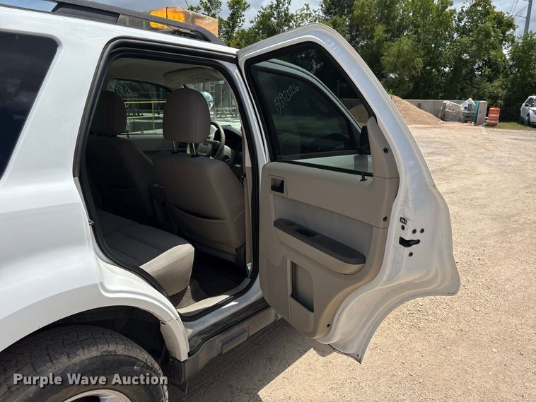 image for item EU0846 2010 Ford Escape SUV