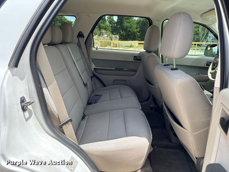 image for item EU0846 2010 Ford Escape SUV