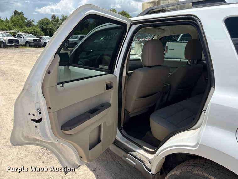 image for item EU0846 2010 Ford Escape SUV