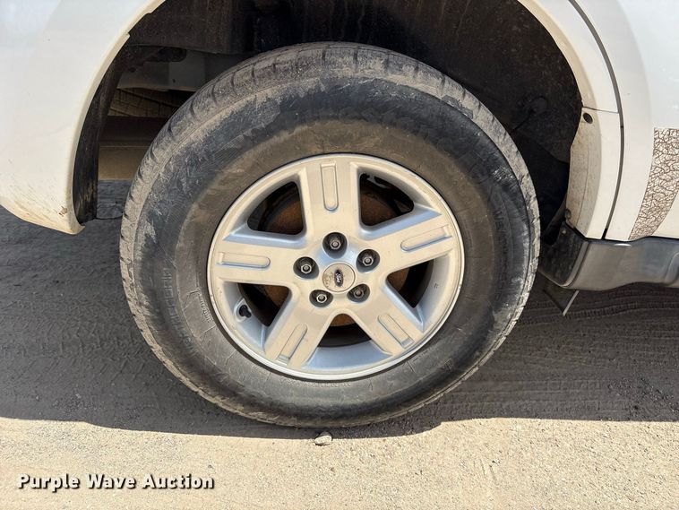 image for item EU0846 2010 Ford Escape SUV