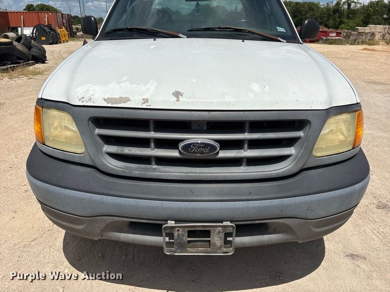 image for item EU0847 2004 Ford F-150 Heritage Ext. Cab pickup truck