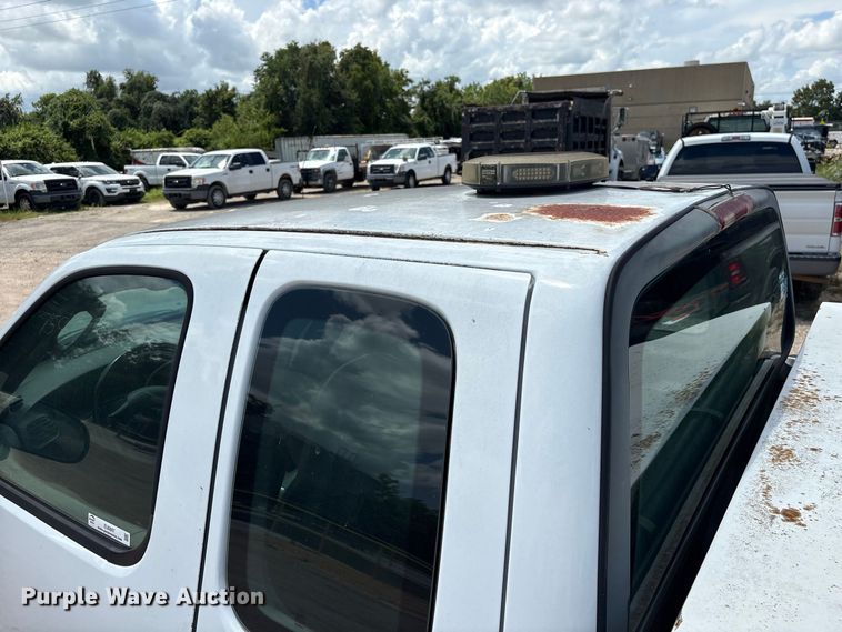 image for item EU0847 2004 Ford F-150 Heritage Ext. Cab pickup truck