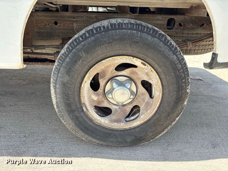 image for item EU0847 2004 Ford F-150 Heritage Ext. Cab pickup truck