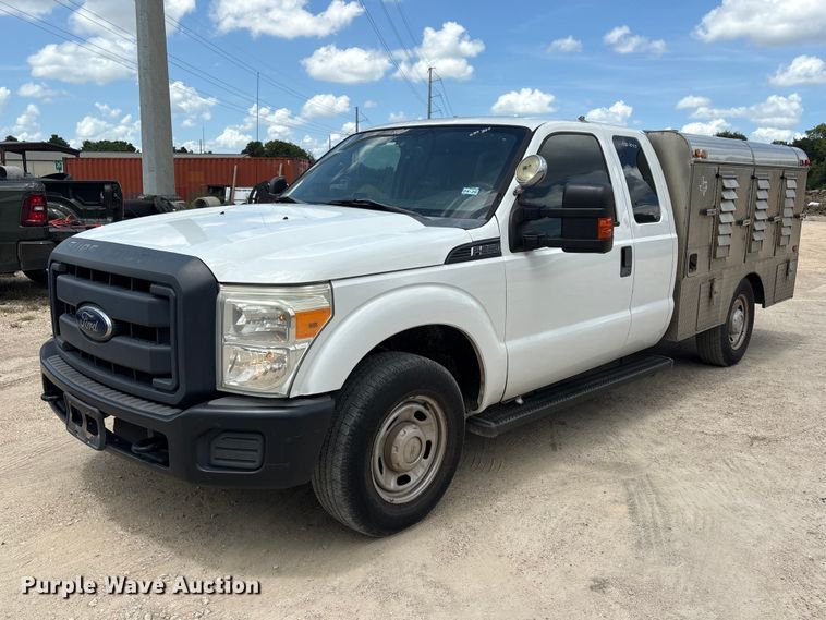 image for item EU0848 2013 Ford F250 Super Duty Ext. animal control pickup truck