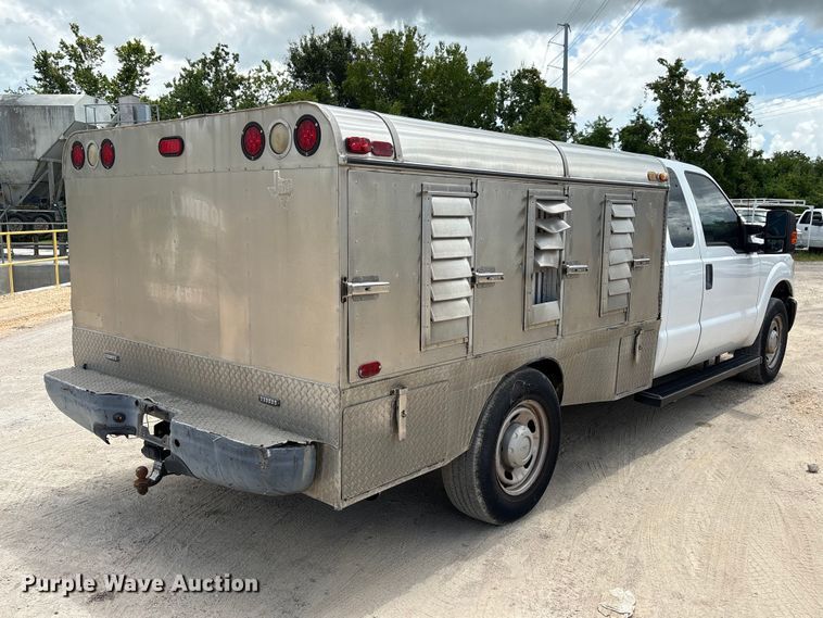 image for item EU0848 2013 Ford F250 Super Duty Ext. animal control pickup truck