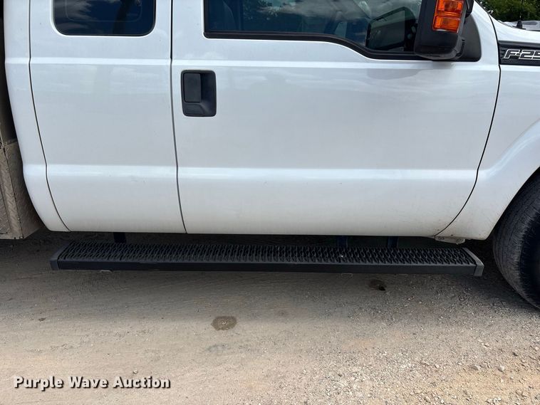 image for item EU0848 2013 Ford F250 Super Duty Ext. animal control pickup truck