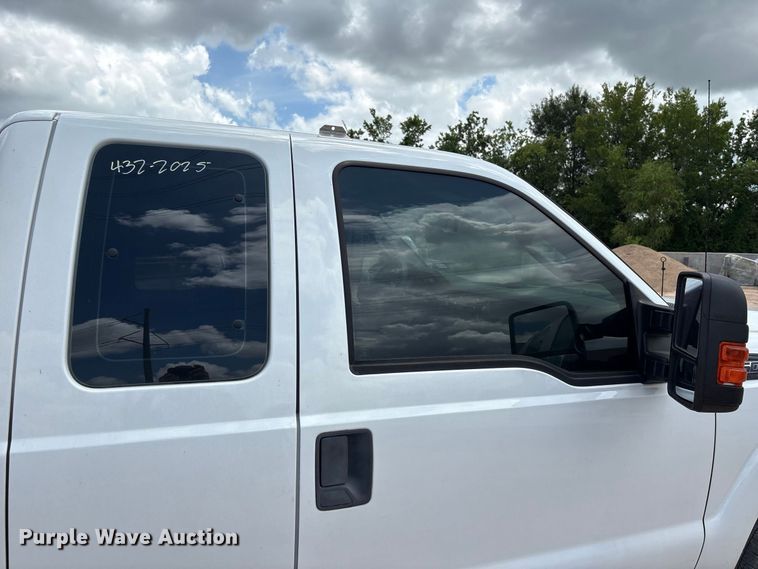 image for item EU0848 2013 Ford F250 Super Duty Ext. animal control pickup truck