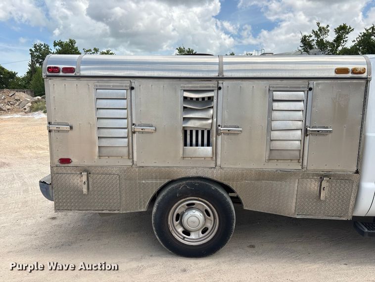 image for item EU0848 2013 Ford F250 Super Duty Ext. animal control pickup truck