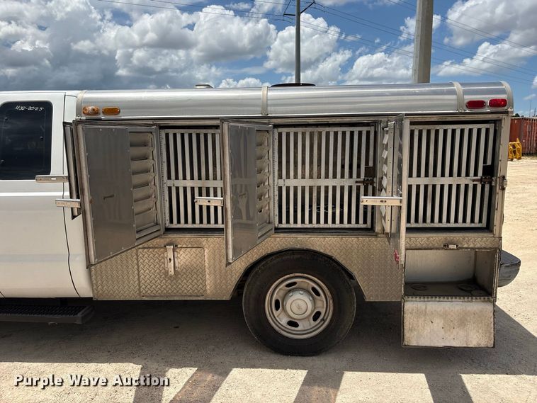image for item EU0848 2013 Ford F250 Super Duty Ext. animal control pickup truck