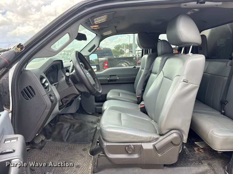 image for item EU0848 2013 Ford F250 Super Duty Ext. animal control pickup truck