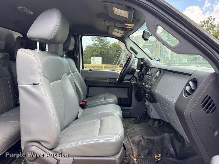 image for item EU0848 2013 Ford F250 Super Duty Ext. animal control pickup truck