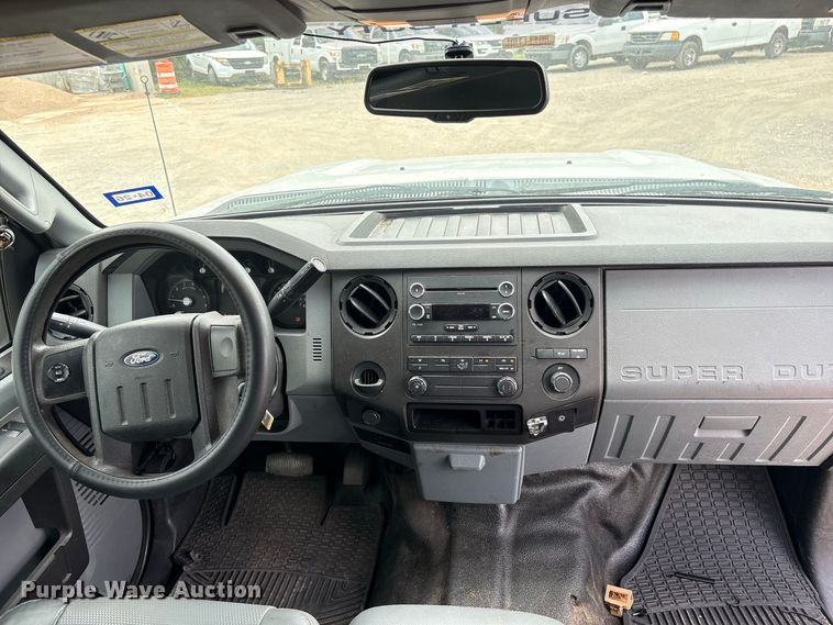 image for item EU0848 2013 Ford F250 Super Duty Ext. animal control pickup truck
