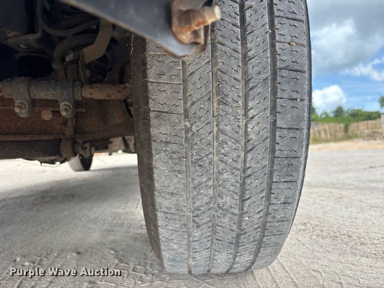 image for item EU0848 2013 Ford F250 Super Duty Ext. animal control pickup truck