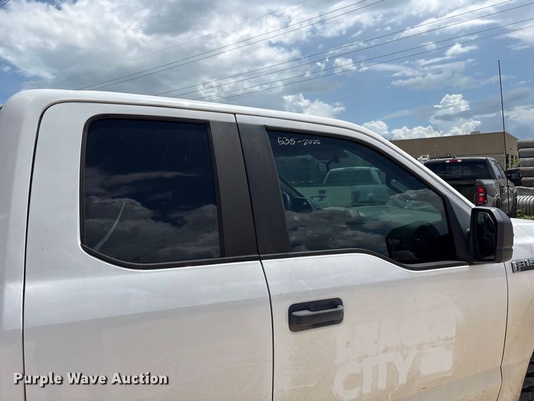 image for item EU0849 2018 Ford F150 Ext. Cab pickup truck