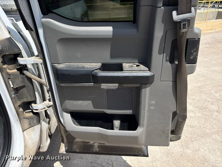 image for item EU0849 2018 Ford F150 Ext. Cab pickup truck