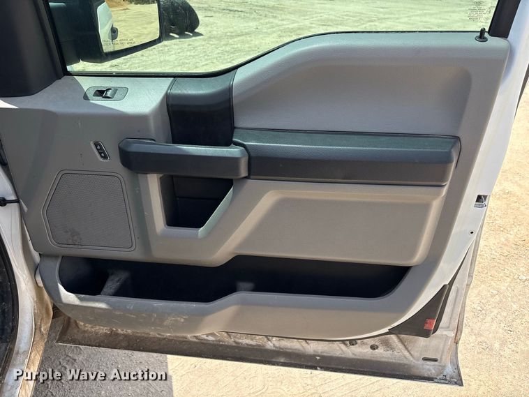 image for item EU0849 2018 Ford F150 Ext. Cab pickup truck