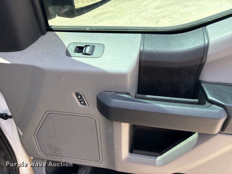 image for item EU0849 2018 Ford F150 Ext. Cab pickup truck