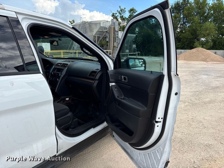 image for item EU0850 2013 Ford Explorer Police Interceptor SUV