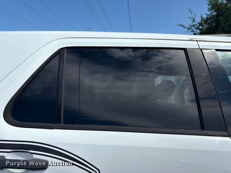 image for item EU0852 2017 Ford Explorer Police Interceptor SUV
