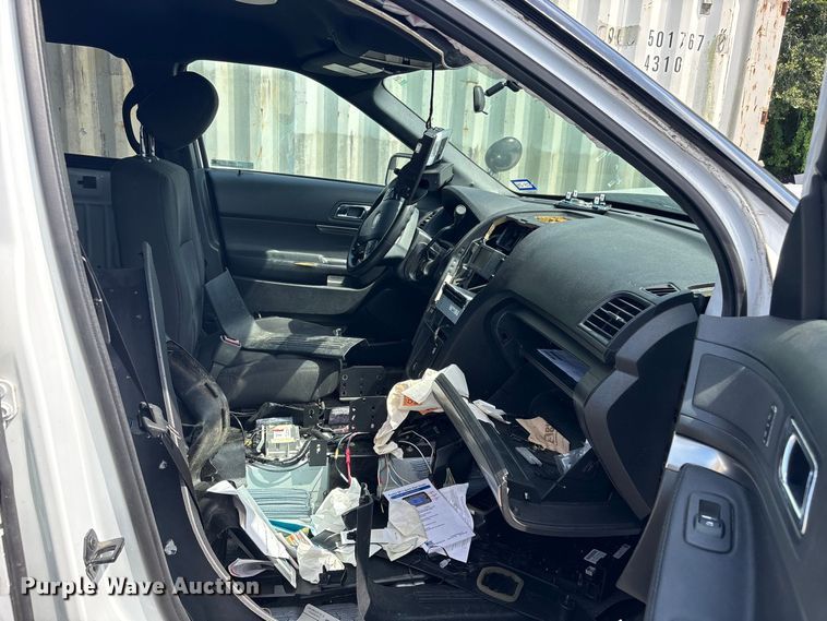 image for item EU0852 2017 Ford Explorer Police Interceptor SUV