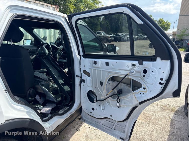 image for item EU0852 2017 Ford Explorer Police Interceptor SUV