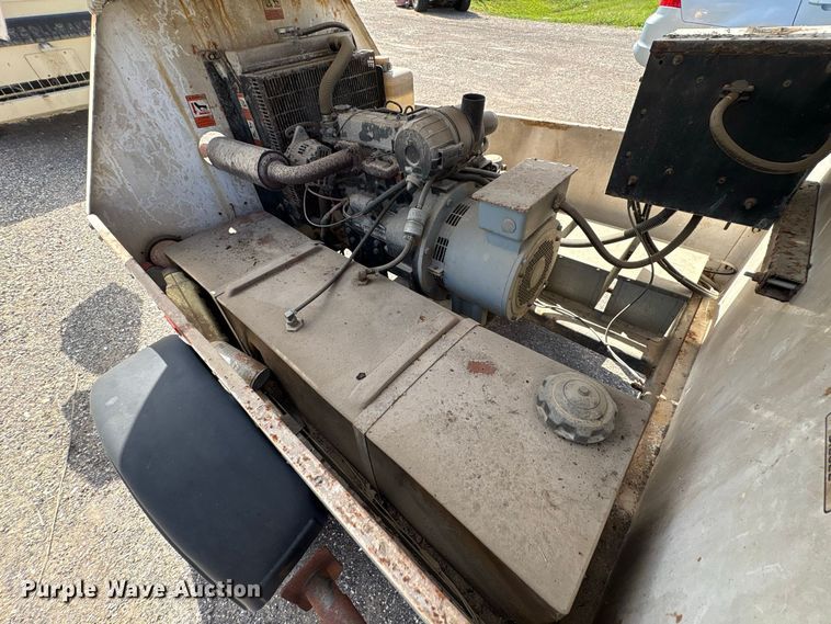 image for item EU0853 Magnum MLT4060MMH light plant