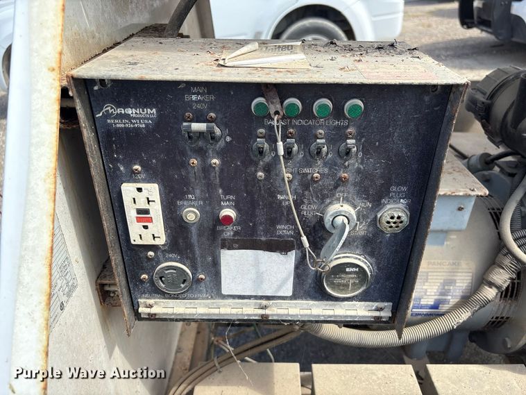 image for item EU0853 Magnum MLT4060MMH light plant