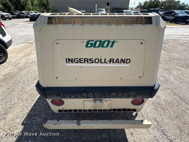 image for item EU0854 1998 Ingersoll Rand P185WJD air compressor