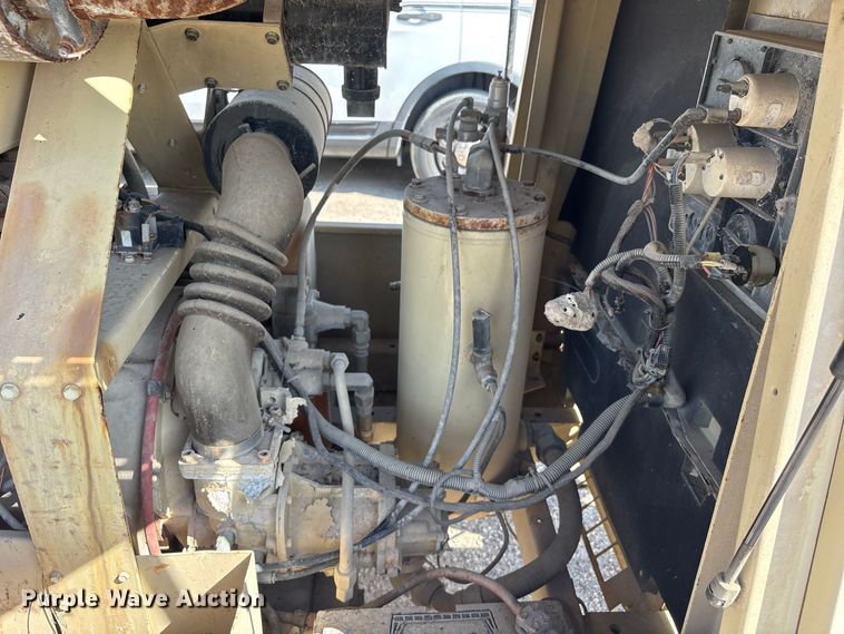 image for item EU0854 1998 Ingersoll Rand P185WJD air compressor