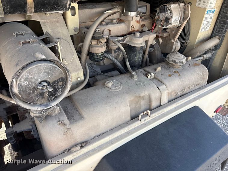 image for item EU0854 1998 Ingersoll Rand P185WJD air compressor